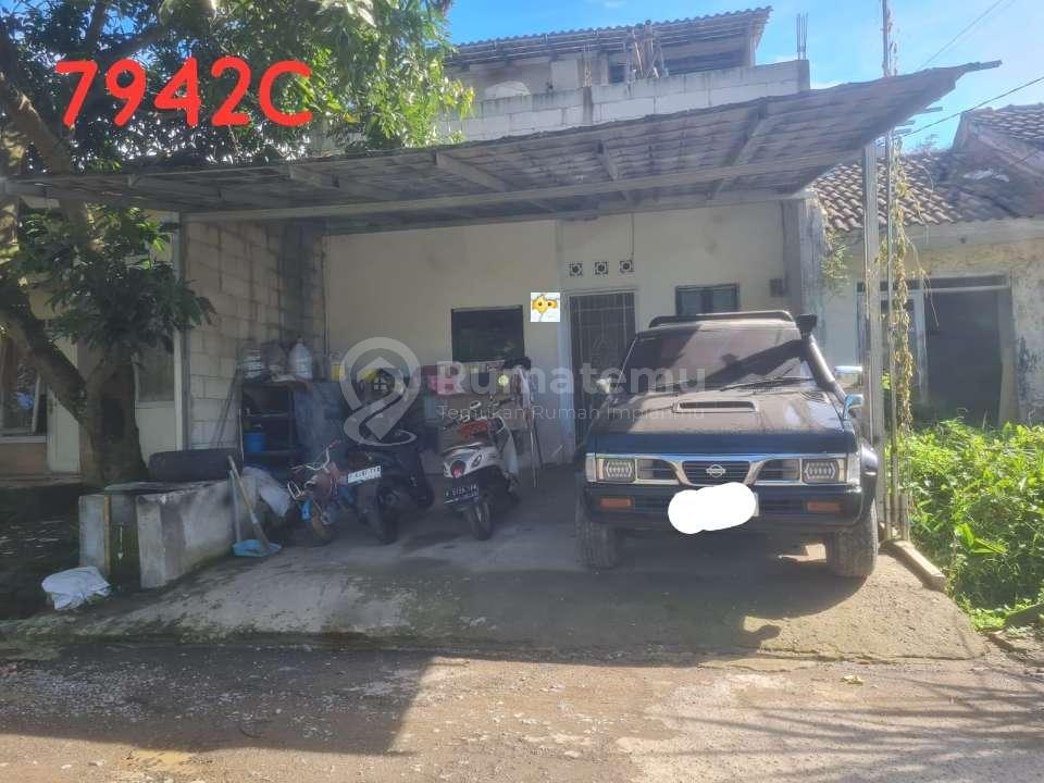 Di jual rumah 2 lantai citra indah city