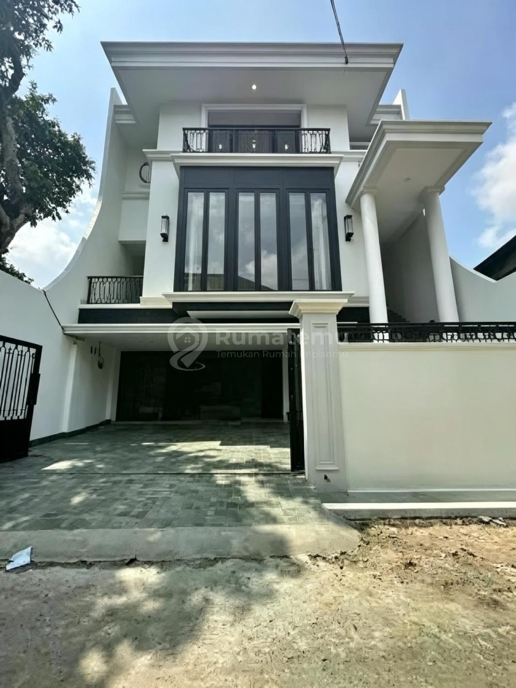 Rumah Baru Design Mewah di Cipete Jakarta Selatan