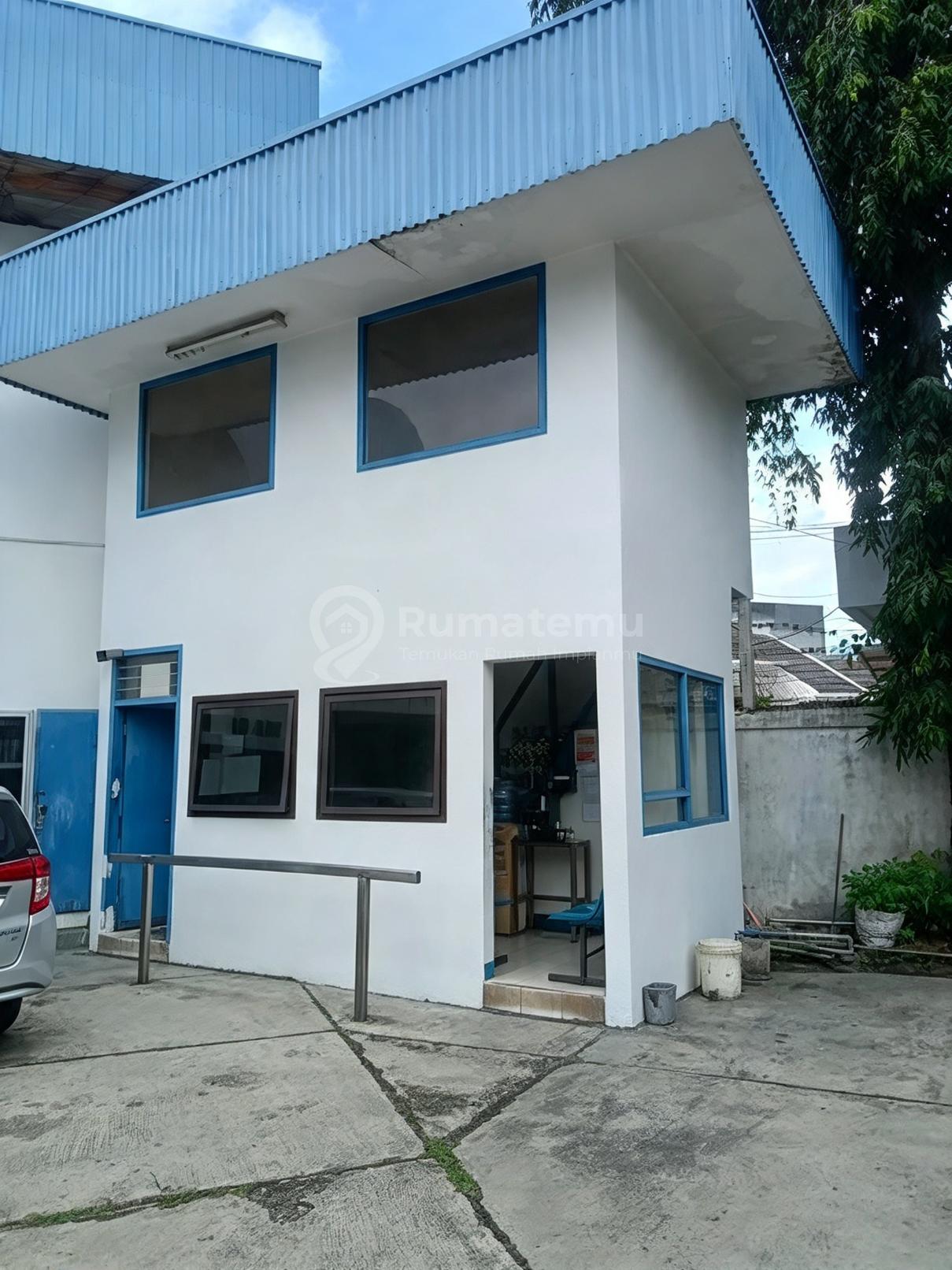 Disewakan Gudang Pembangunan Batuceper Tangerang Luas Tanah 1900M2 Luas Bangunan 1800M2 Siap Pakai