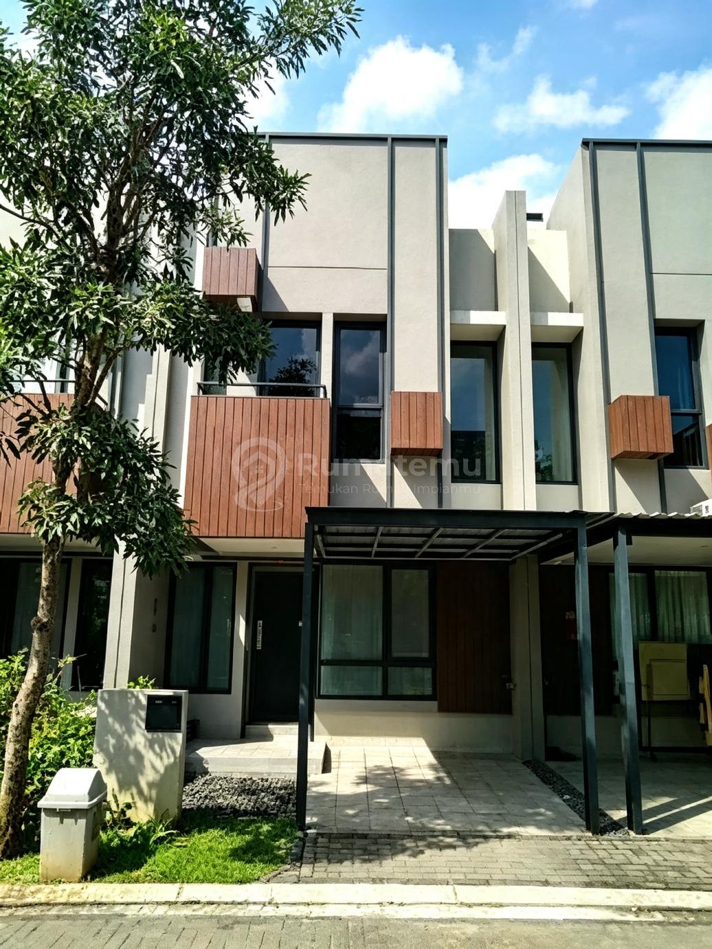 Tabebuya Invensihaus Di Jalan Utama Siap Huni