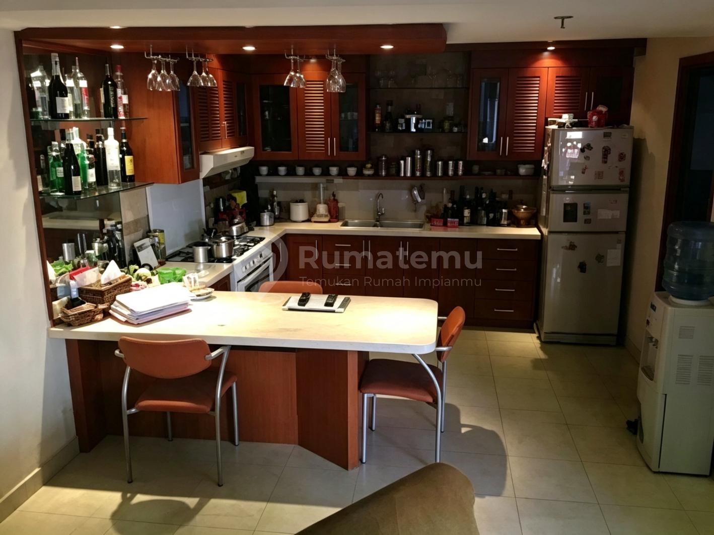 Best Unit Apartemen Taman Rasuna Unit 3+1BR Best City View
