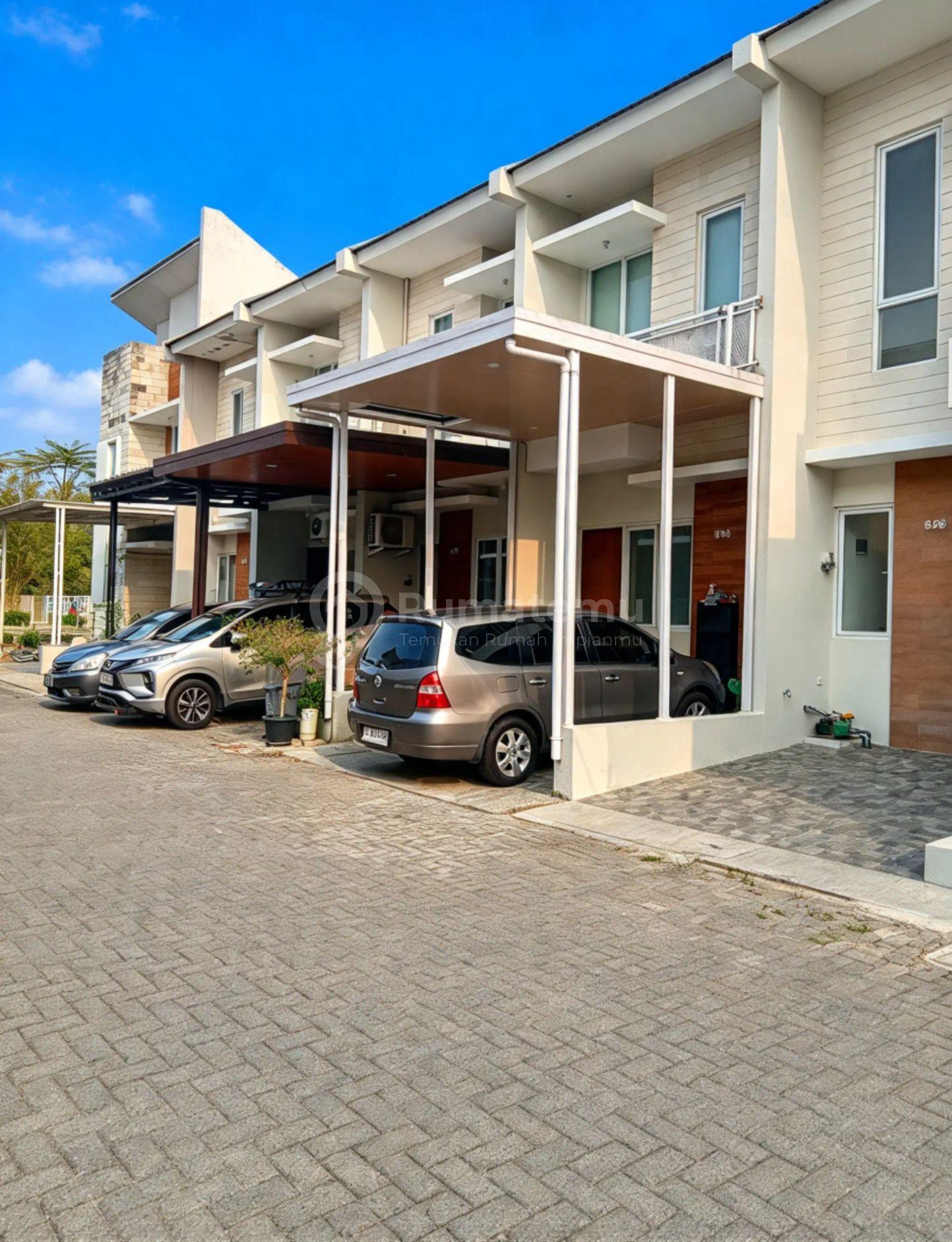Rumah Lantai Siap Huni Dekat Jakarta Selatan 