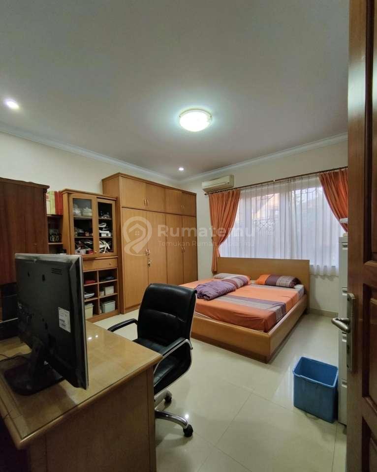 Dijual Rumah Secondary Terawat Kokoh di Cipinang Muara Jakarta Timur 