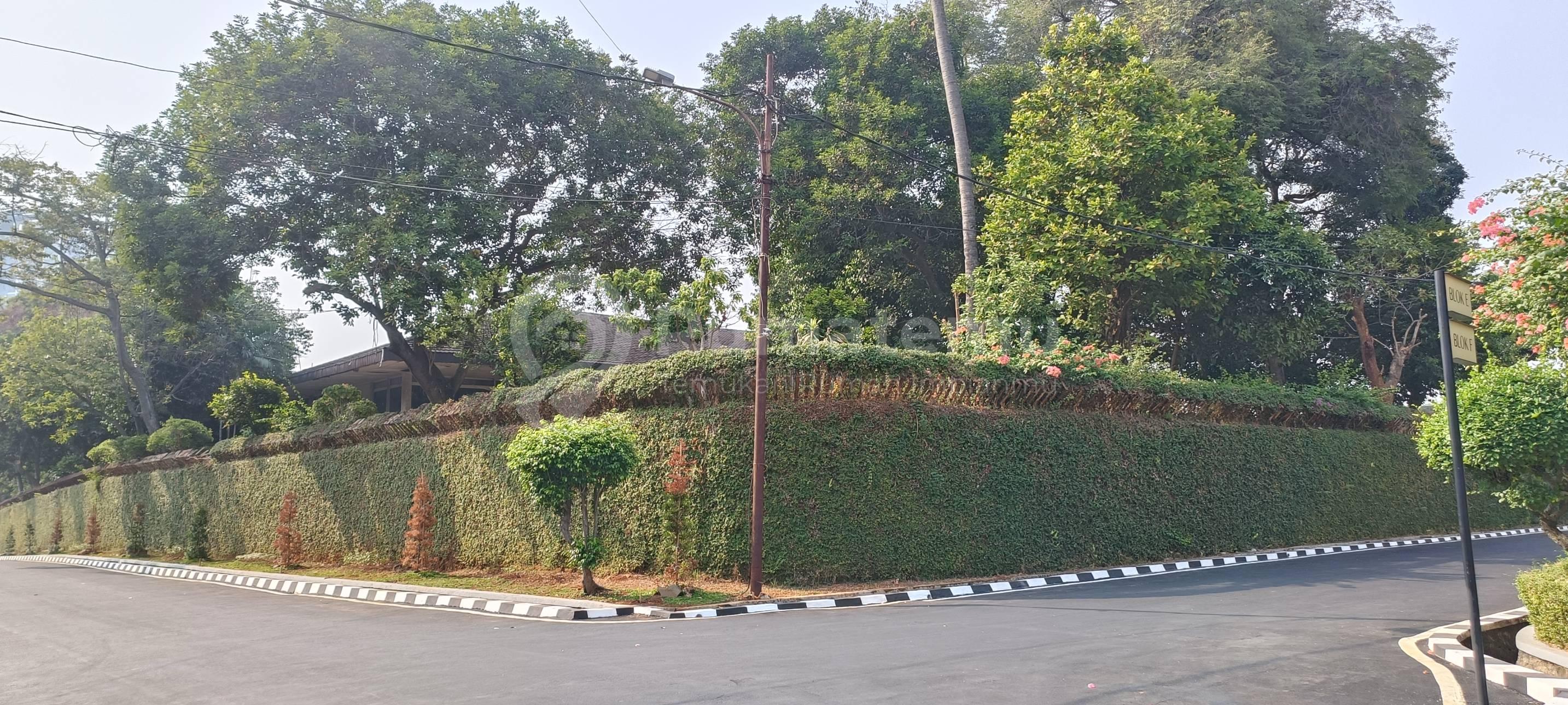 Dijual Rumah Lawas Hitung Harga Tanah 