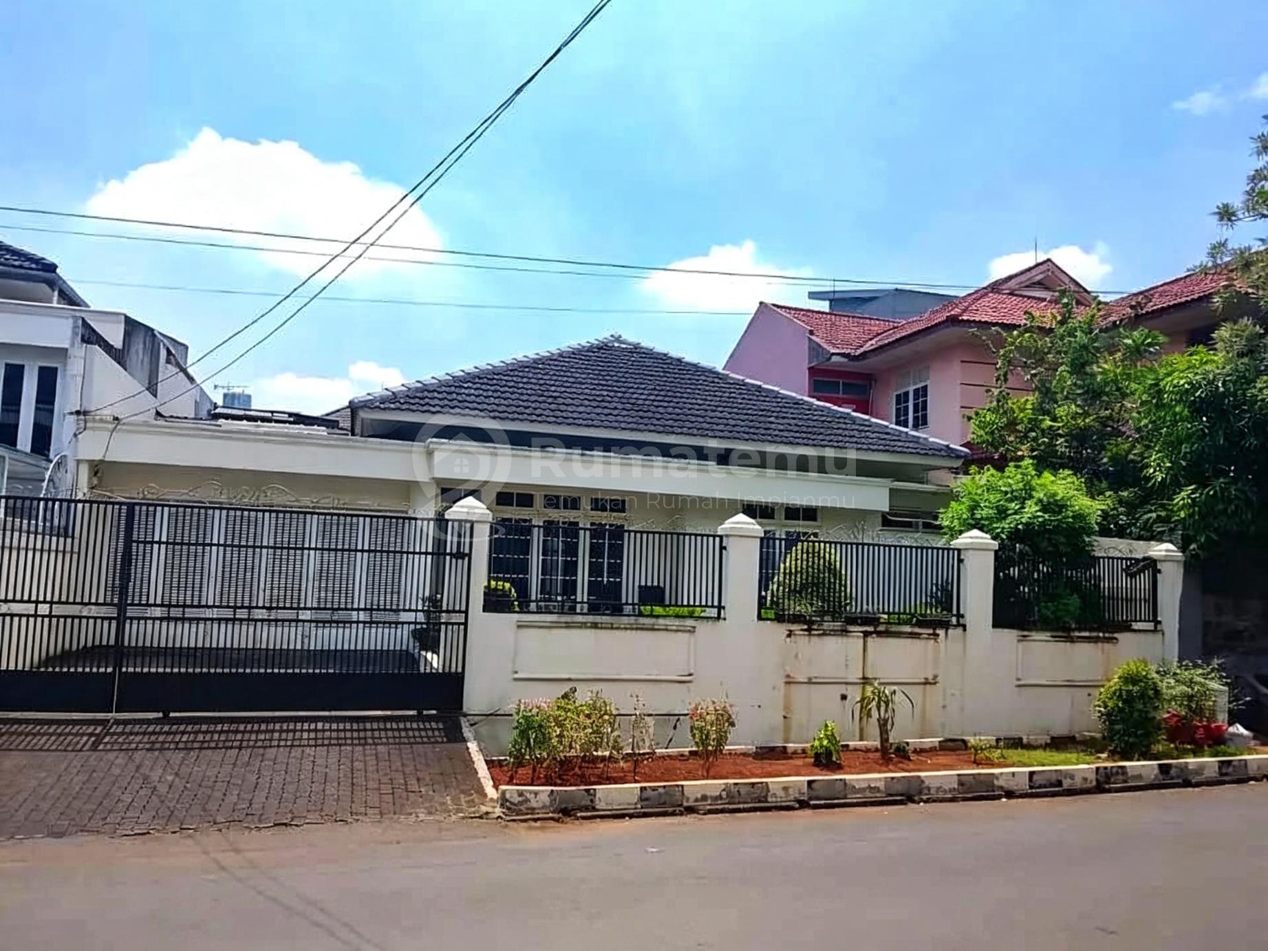 Rumah Siap Huni di Bukit Cinere Indah