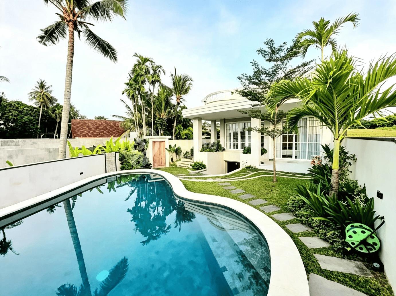 Ready For Freehold Or Leasehold Beautyfull 5 B R Villa In Pererenan Bali