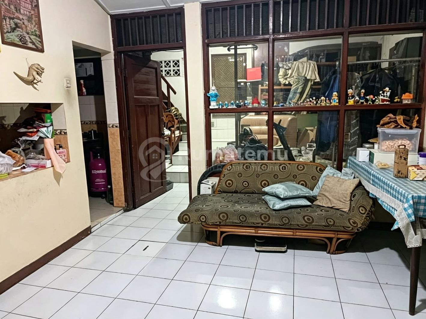 Dijual Segera Rumah Bebas banjir Lokasi strategis di Bendhill, Bendungan Hilir ,Tanah Abang, J