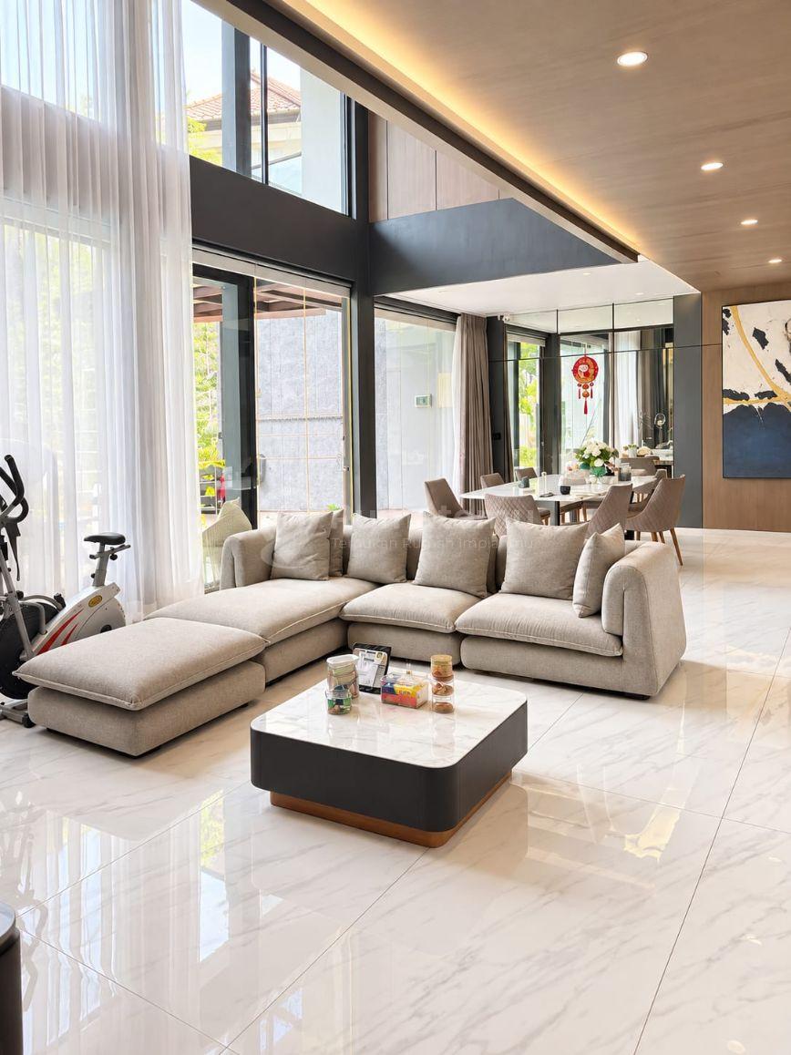 RUMAH DI LIPPO KARAWACI EXCLUSIVE