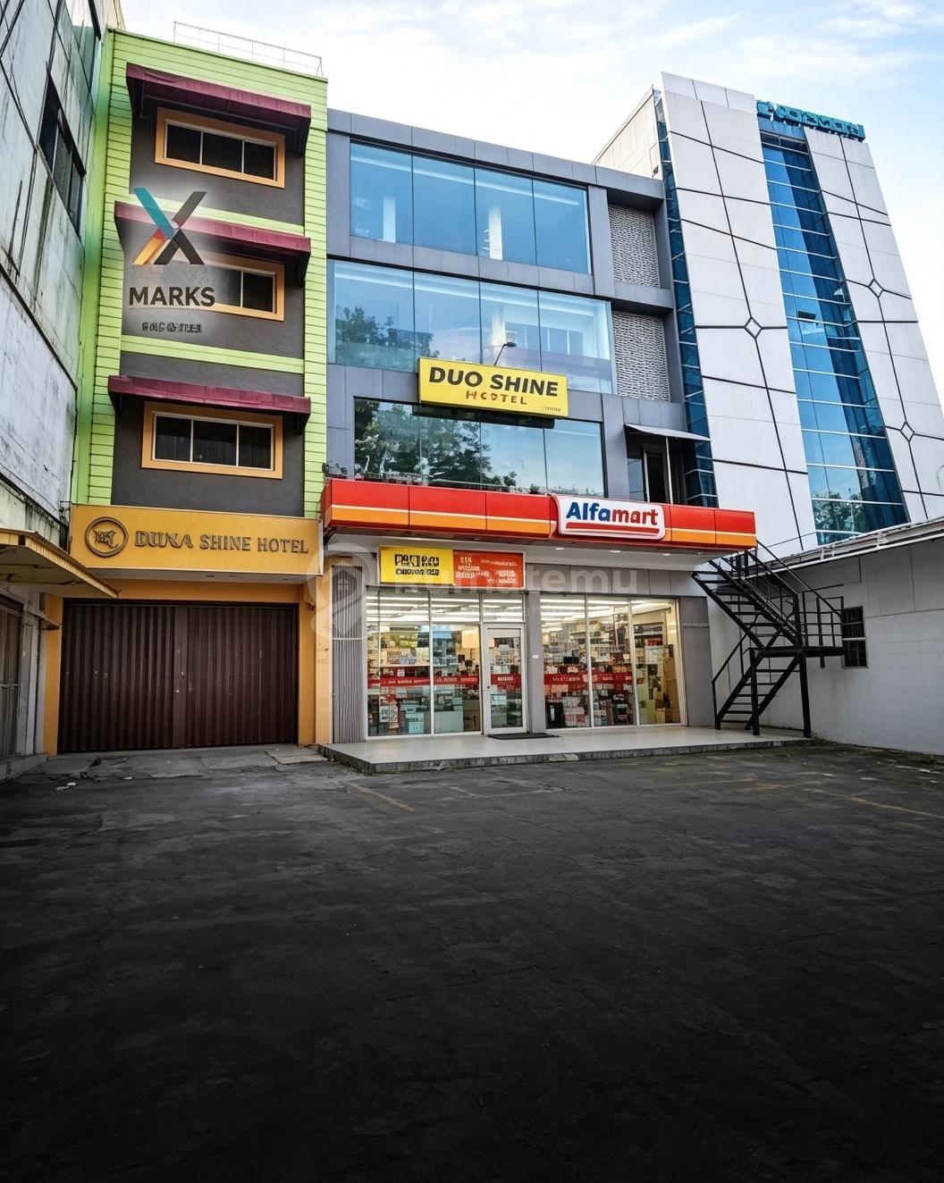 Termurah, Ruko Gandeng di Arteri Pondok Indah Jakarta Selatan