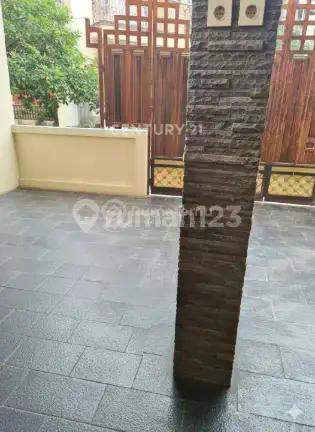Rumah Bagus di Kav Dki Duren Sawit Jakarta Timur
