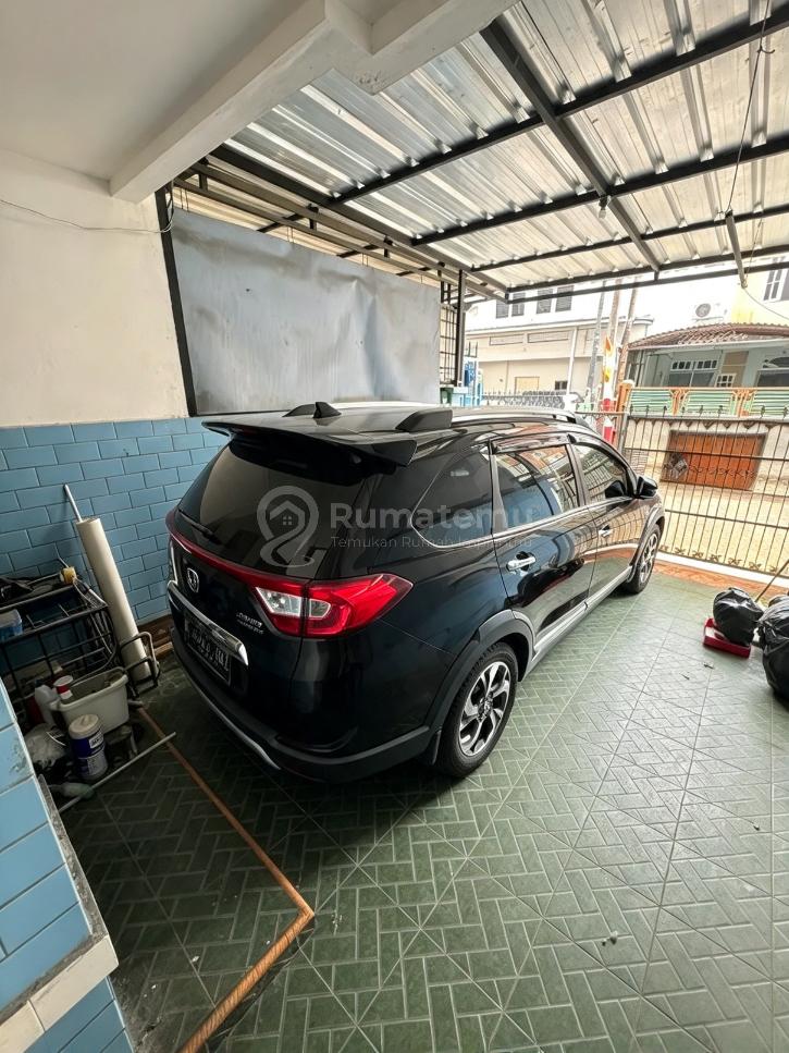 Taman Palem Lestari, Jakarta Barat..Dijual Rumah 2 Lantai,Semi Furnished : 2 AC (Denpoo dan Aux) & Dipan Therapedic King Size, Hadap Utara, Listrik 1300 Watt, Air Pam Jernih, Legalitas : Shm.-Flz1026