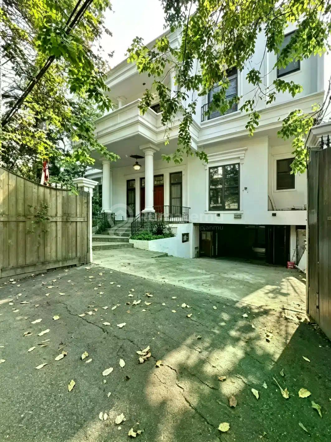 Rumah di Wijayakarta  Jakarta Selatan
