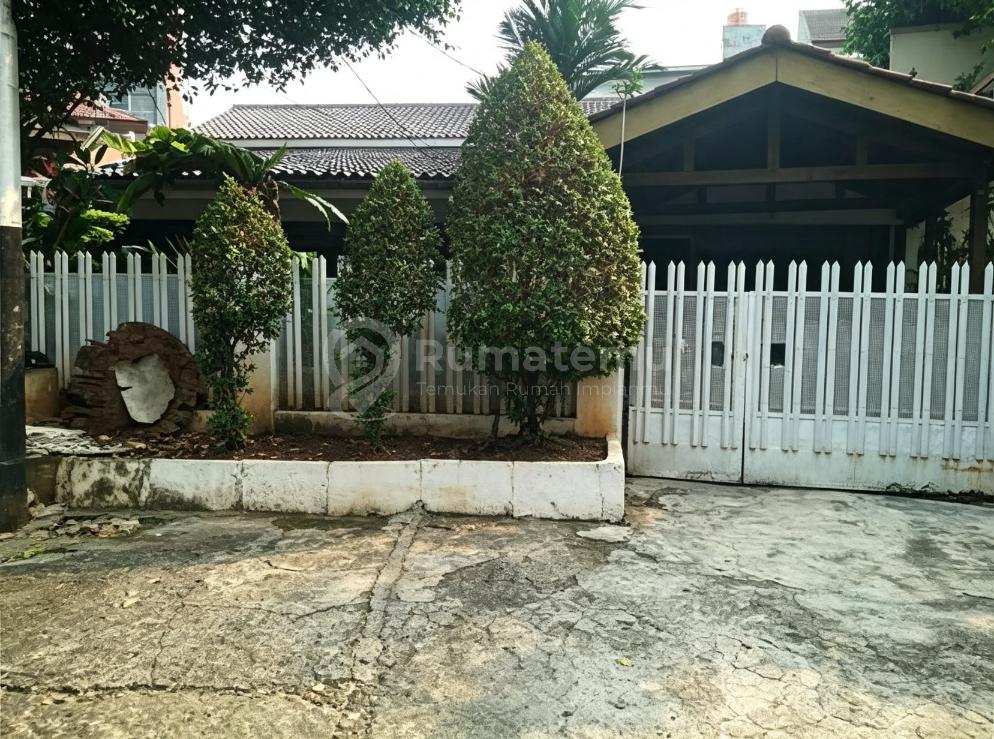 Dijual Rumah Siap Huni Lokasi Strategis di Kebayoran Baru