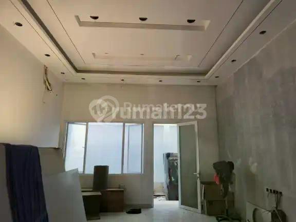 Rumah Brand New 3 Lantai 4+2 Br di Puri Indah Full Furnish