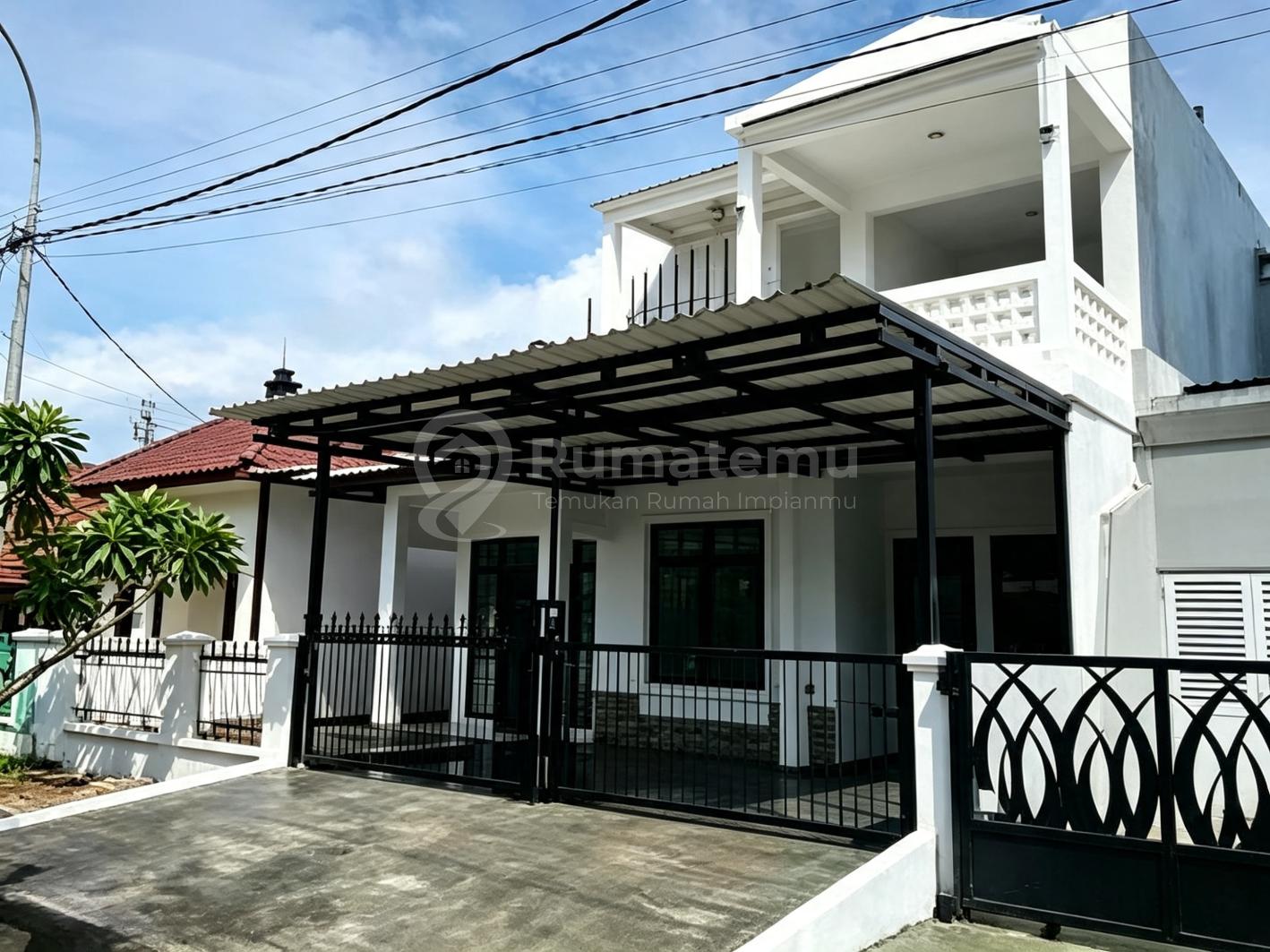 Rumah 2 Lantai Dijual Di Melati Mas Vista