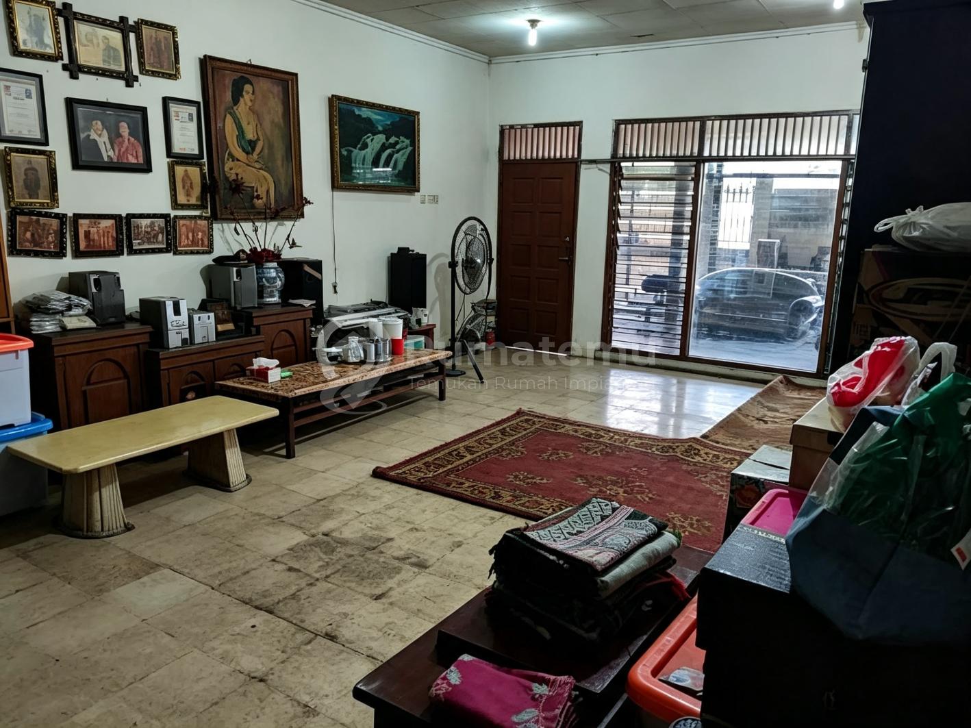 Jual rumah 2 lantai lokasi strategis di Pondok Pinang Dekat DEPLU, Jakarta Selatan