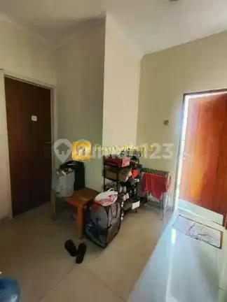 Rumah Kost Aktif Dekat Kampus Pinggir Jalan Otista Jakarta Timur
