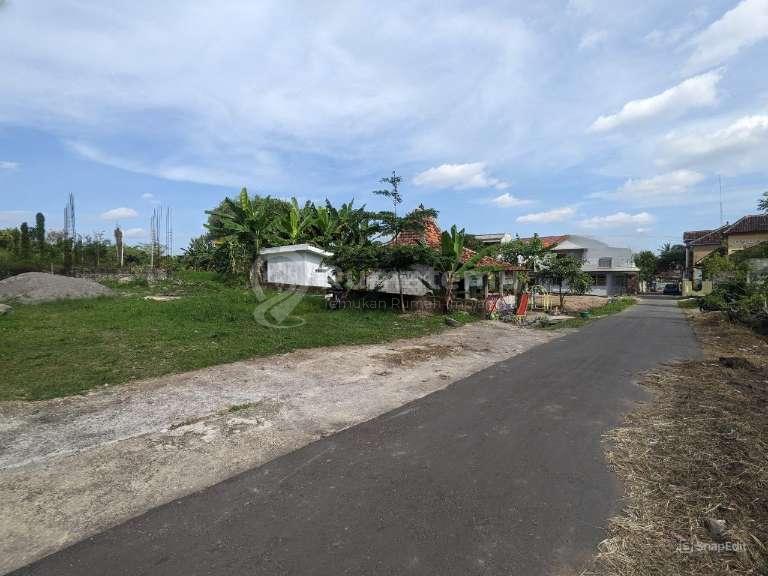 1 Menit Pasar Gentan Tanah Apik View Merapi SHM Pekarangan Jl Kaliurang Km 10 Cocok Villa