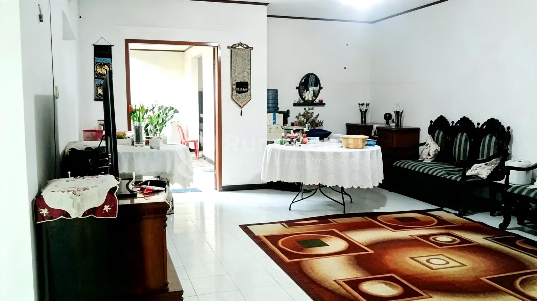 Rumah Strategis Bawah NJOP di Jalan Pertanian