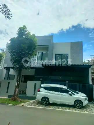 Rumah Bagus, Bangunan Besar 420m2 Di Puspitaloka Bsd City Luas Tanah 37
