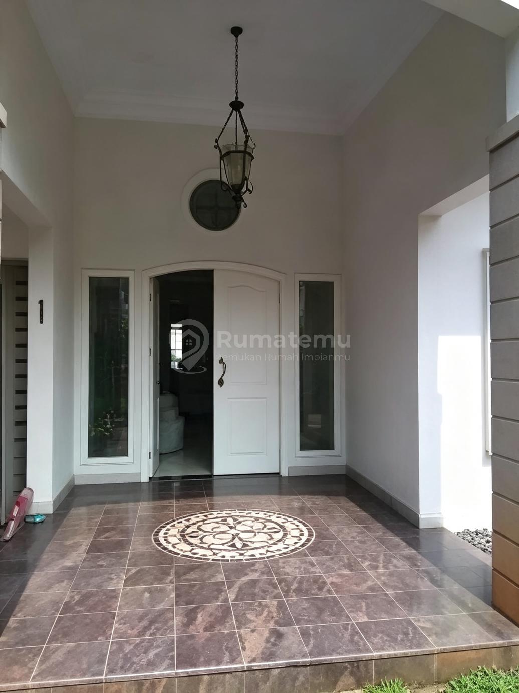 Dekat Senayan City, Dijual Rumah Siap Huni di Hang Lekir Keb Baru Jakarta Selatan