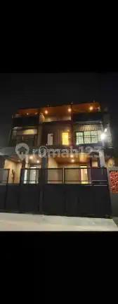 Dijual Rumah Cantik Siap Huni Berlantai 2 Diporis Indah Tangerang