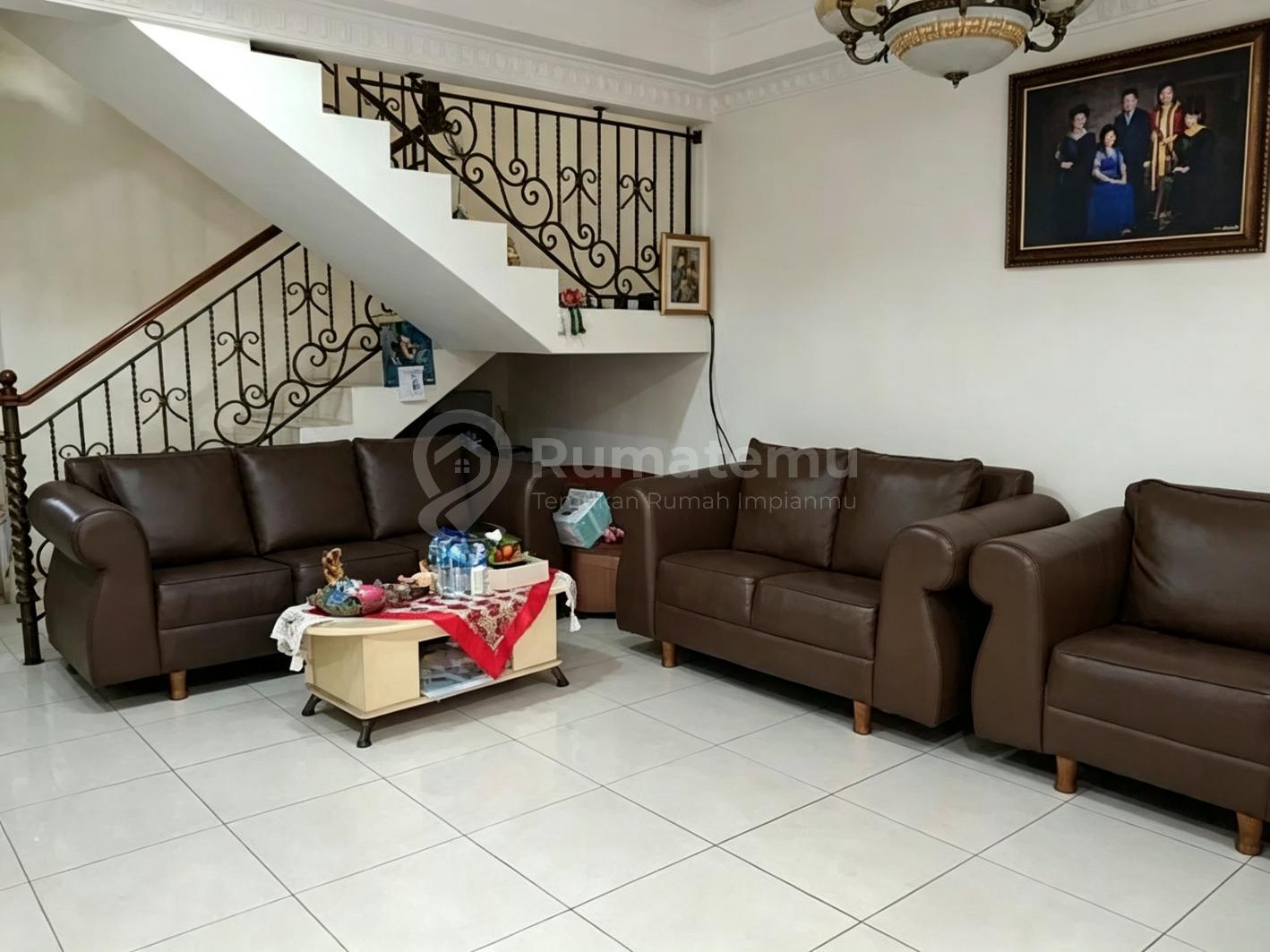 Rumah Puri Indah