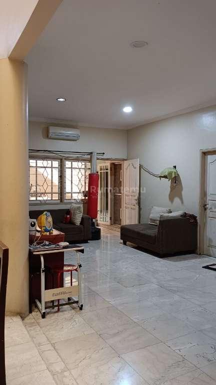 Dijual Rumah Strategis Siap Huni di Kav. DKI Meruya Utara Jakarta