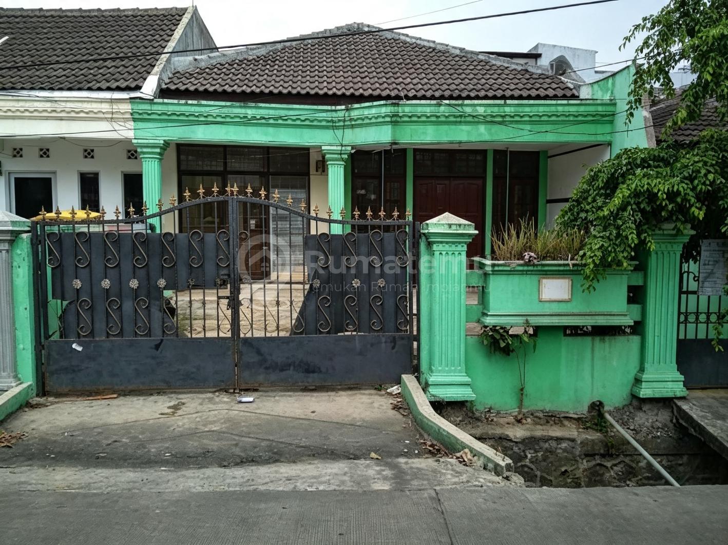 Dijual tanah Diatas nya ada rumah tua di area Pulo Mas, Kayu Putih, Pulo Gadung, Jakarta