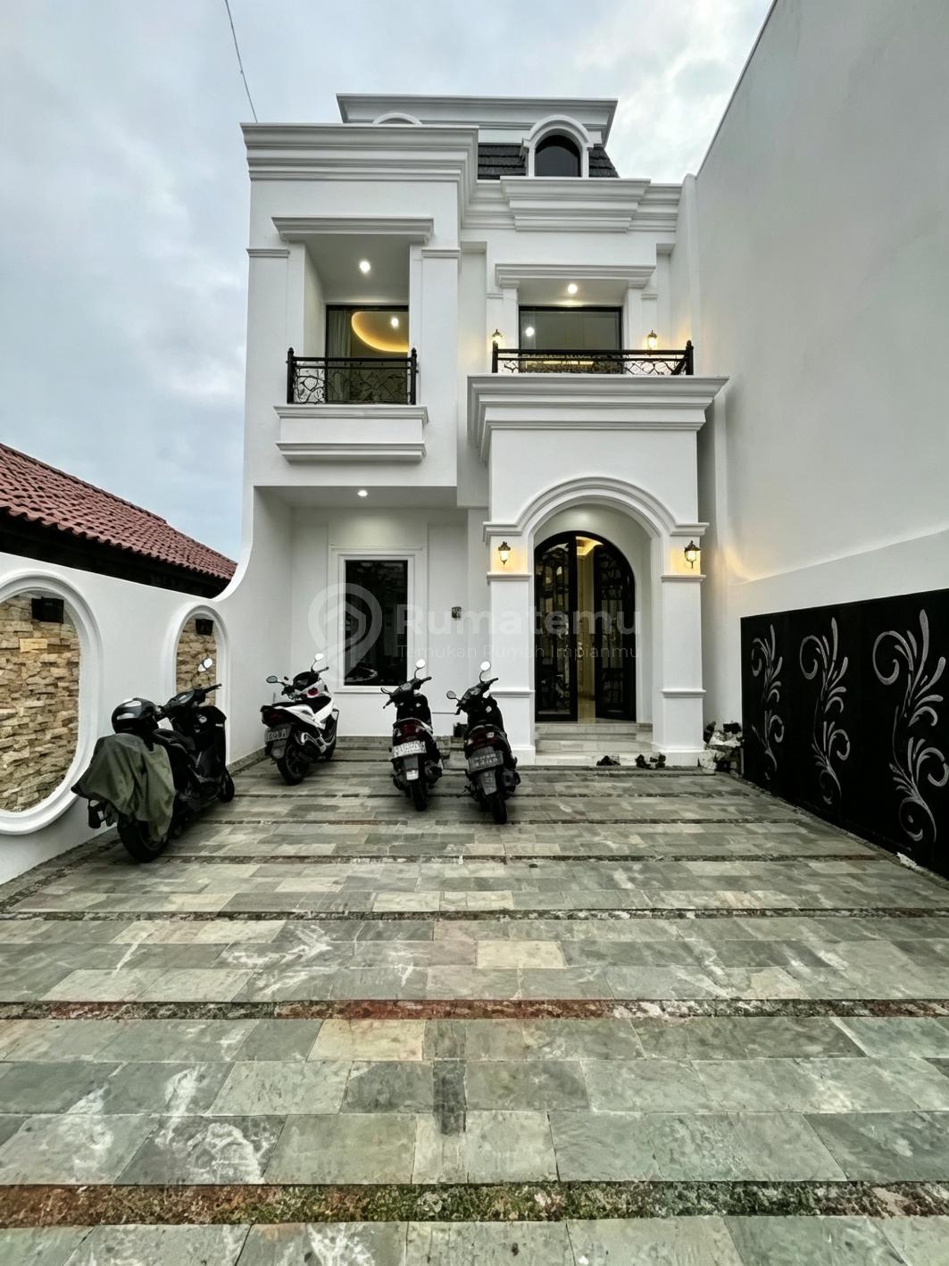 Rumah Baru Modern Classic Siap Huni Di Jagakarsa Jakarta Selatan