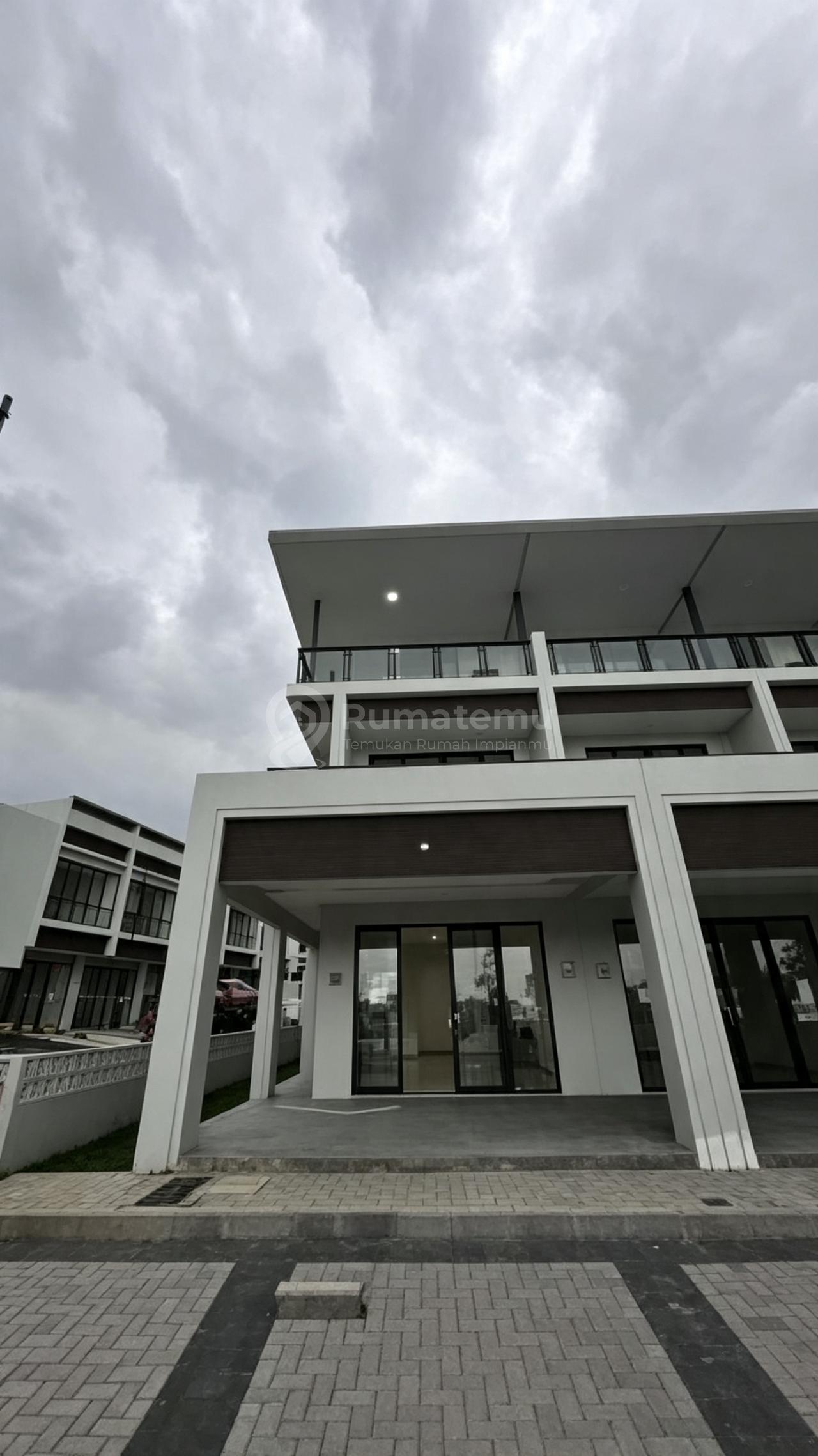 Disewakan Ruko 2 Lantai Sorento, Gading Serpong