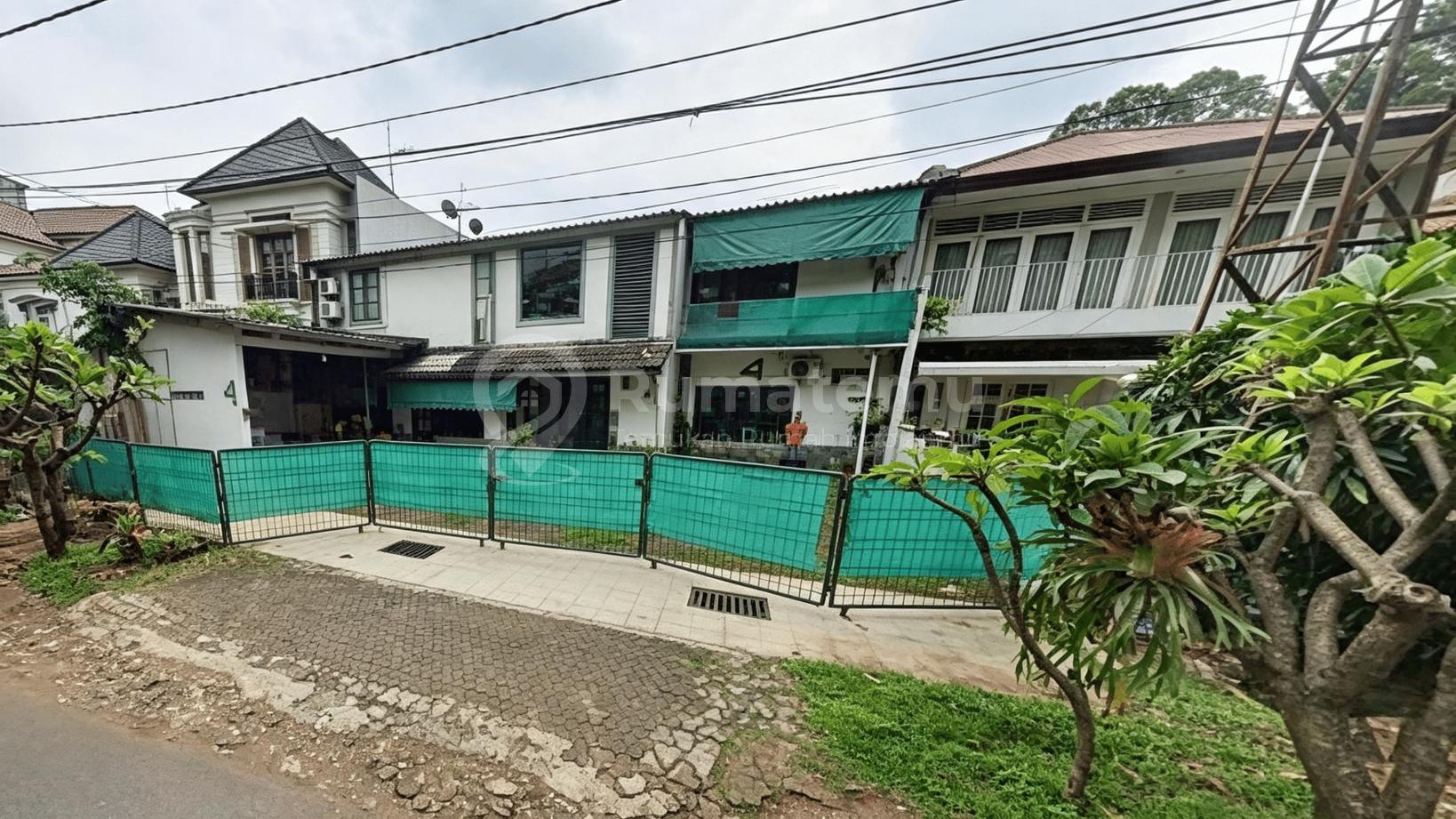 Di jual property zona k2 resmi komersil bisa di bangun 4-5 lantai utk kantor atau resto Senopati area Rawa Barat