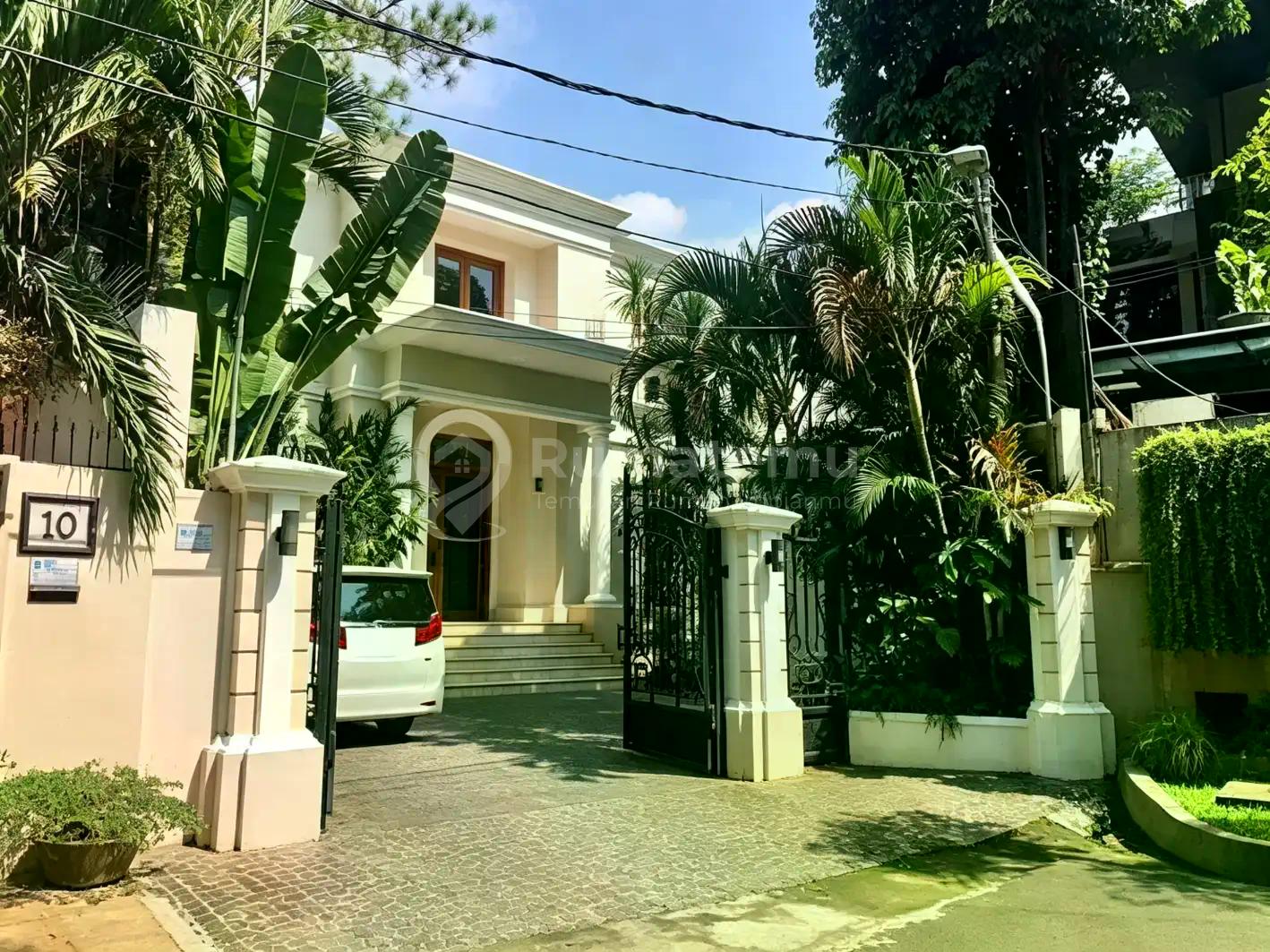 Rumah SCBD sudirman Jakarta Selatan