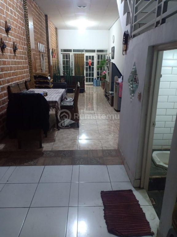 DIJUAL RUMAH ANTIK 3 LANTAI DI TENGAH KOTA CIMAHI – COCOK UNTUK USAHA & HOMESTAY