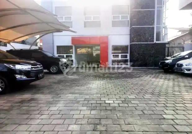 Dijual Gedung 4 Lantai Area Tanjung Barat, Pasar Minggu