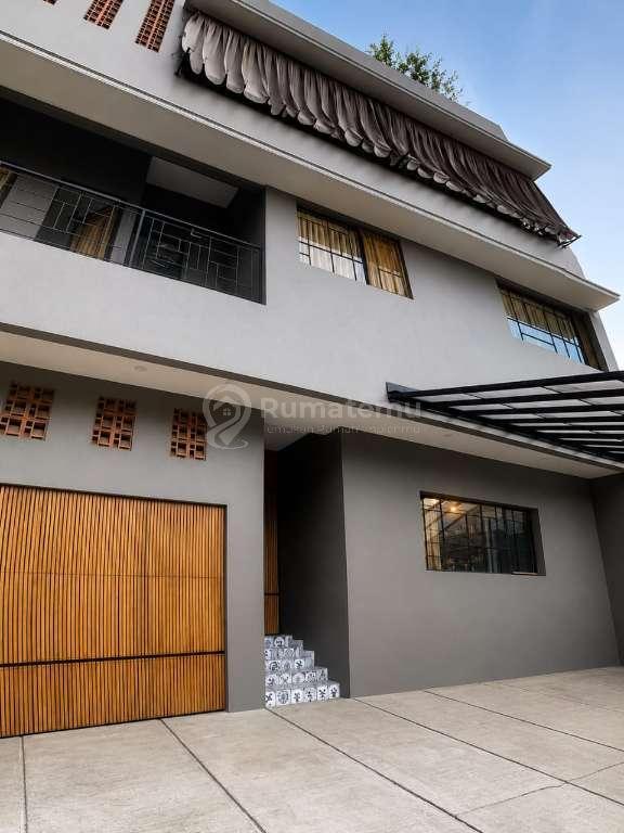 Jual Rumah Mewah Komplek Full furnished Strategis Di Ampera, Ragunan, Pasar Minggu, Jakarta Selatan