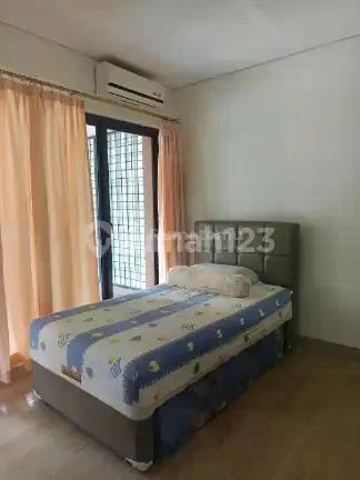 Rumah Sudah Renov , Kamar 6, Siap Huni, Eminent , BSD