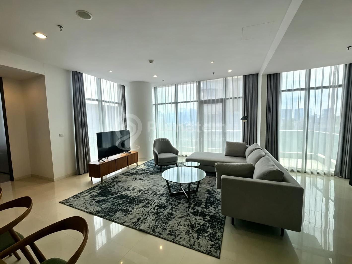 Disewakan Unit 3Br di Verde Two, Double Private Lift