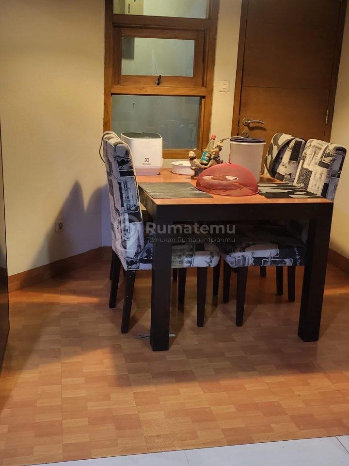DIJUAL RUMAH MEWAH 2 LANTAI DI KOMPLEK MEKAR WANGI – BANDUNG