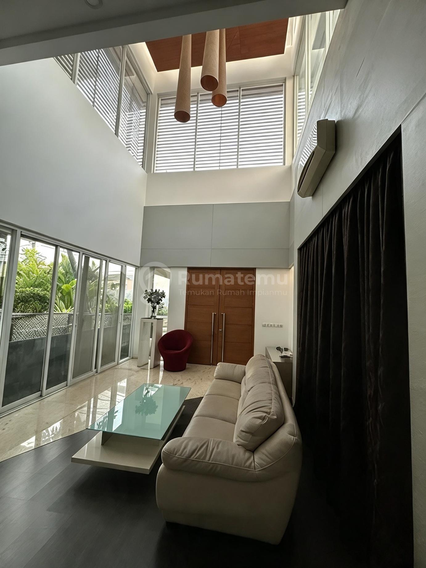 Di jual Rumah Citra Garden Semifurnish Lantai Marmer