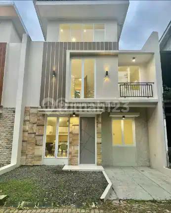 Jual Cepat Rumah Cantik 2 lantai Semi Furnished Accola Park Serpong
