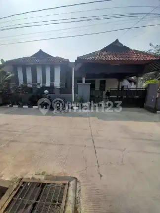 Rumah Lama Hitung Tanah Dalam Komplek di Jati Mekar