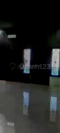 Dijual Rumah Siap Huni Hoek Dapat AC @Muara Karang
