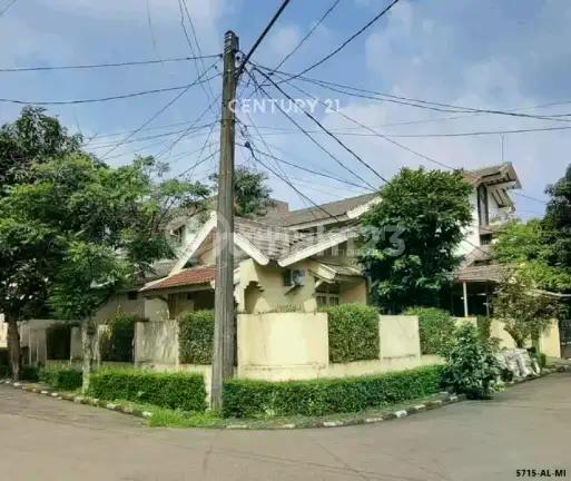 Dijual Rumah Strategis di Bintaro Jaya Tangsel