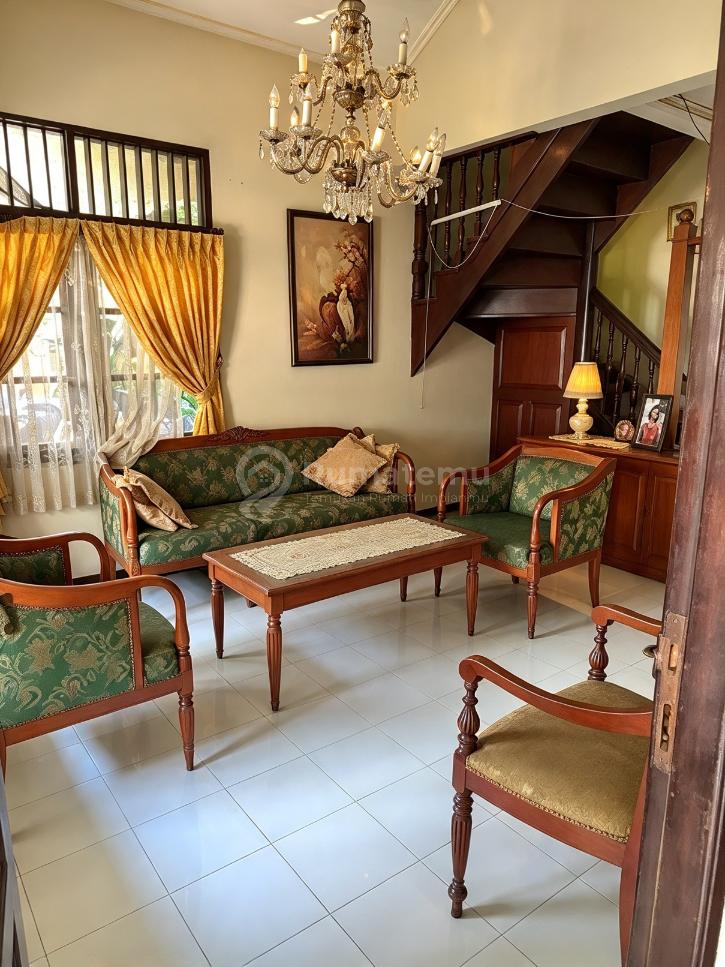 Dijual Rumah Siap Huni Strategis Harga Menarik di Jurang Mangu Barat