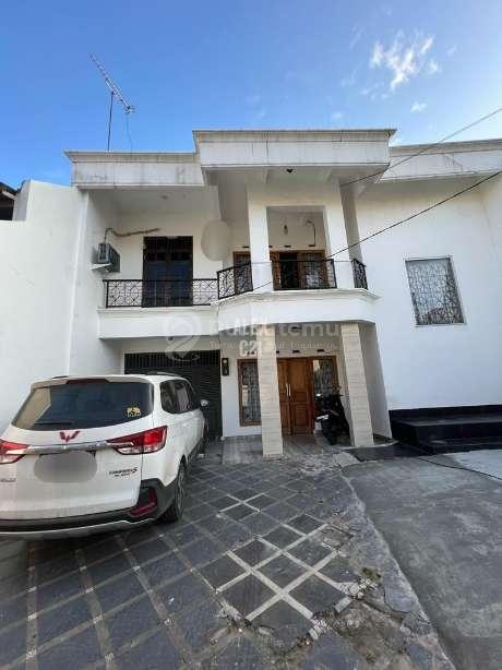 Dijual rumah di Jln Kebon Jeruk Baru Row Jalan 2 mobil Unfurnished , Kebon Jeruk Jakarta Barat