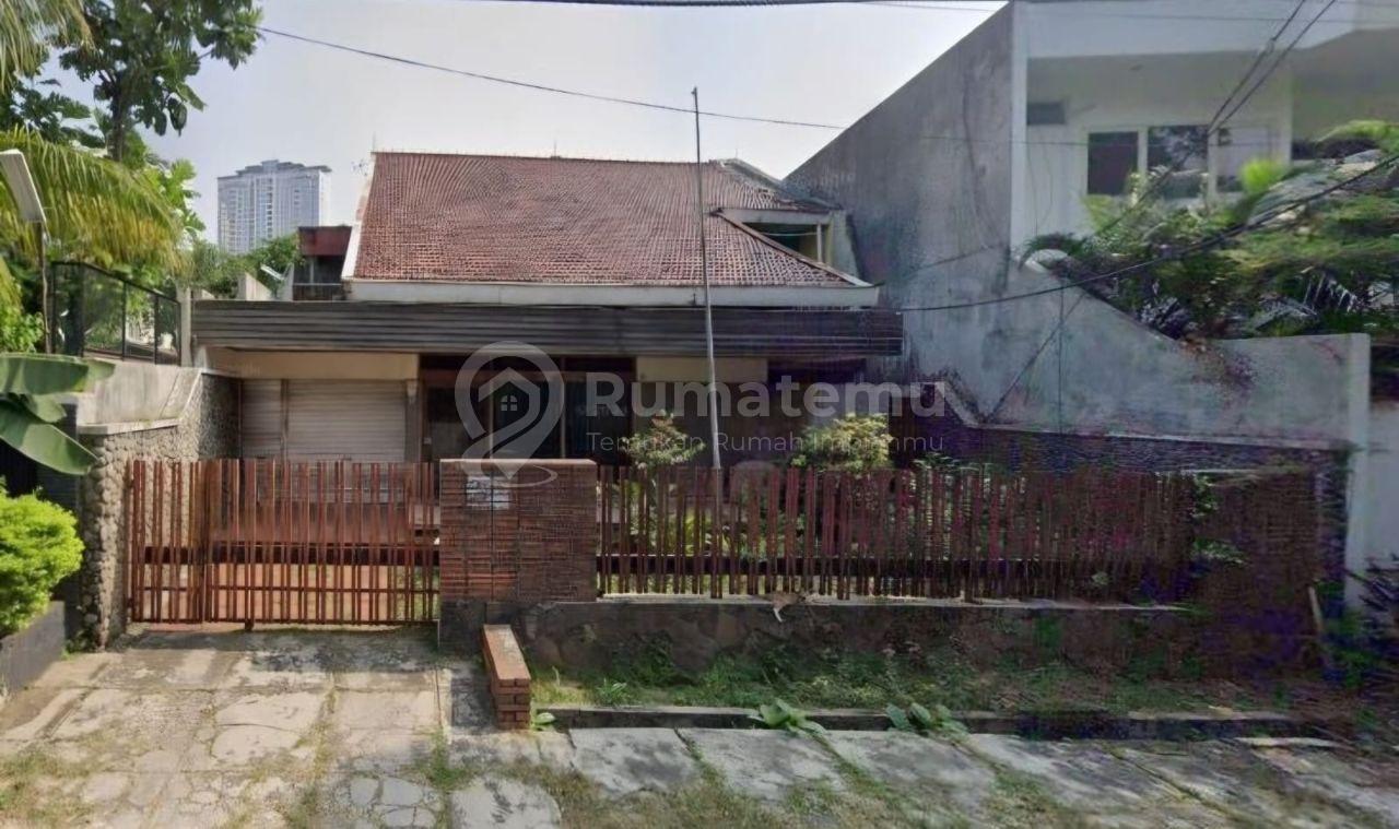 DIJUAL RUMAH TUA HITUNG TANAH AREA KEBAYORAN BARU