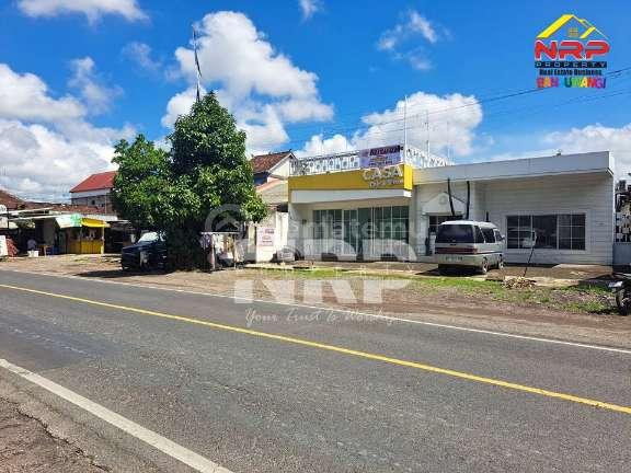 Ruko Ex Cafe Strategis di Tepi Jalan Rogojampi Banyuwangi Dijual, Cocok untuk Berbagai Jenis Usaha