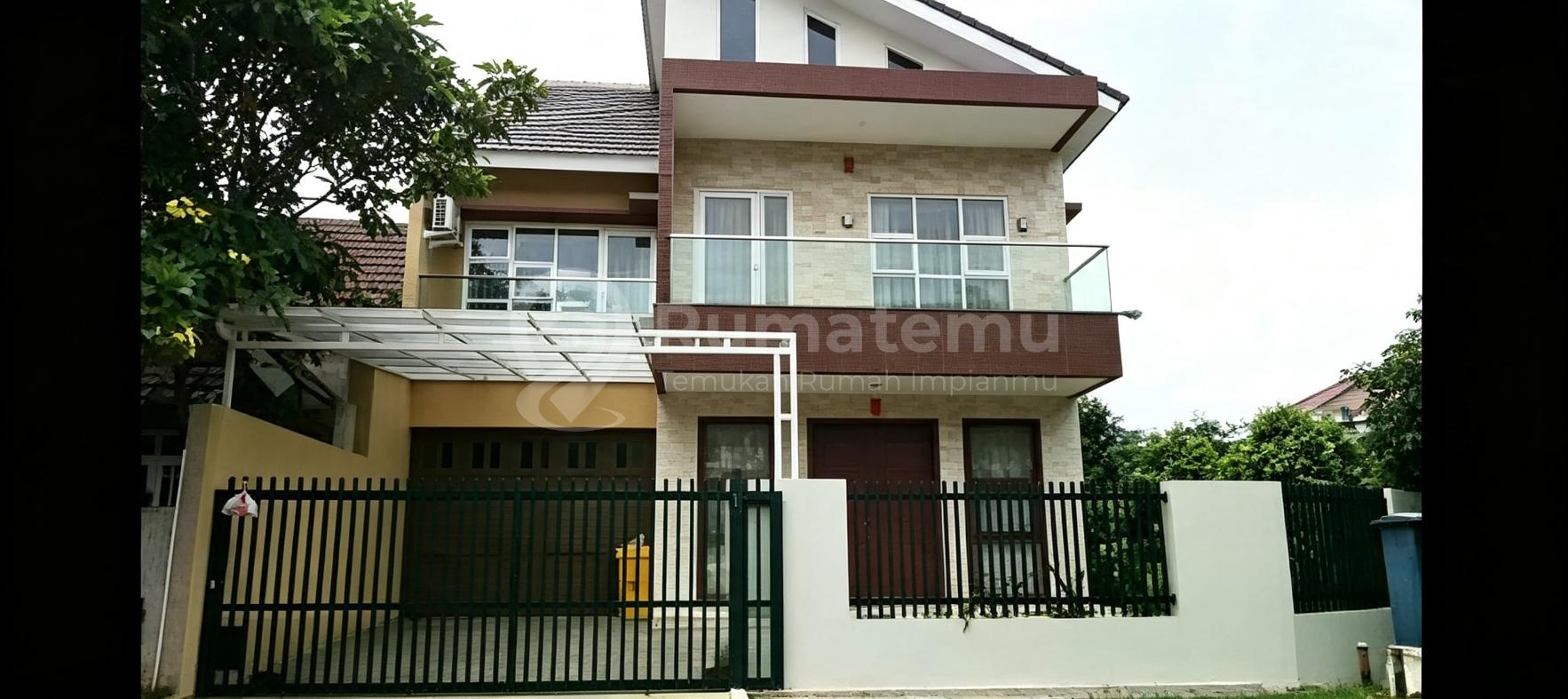 Dijual Rumah 2 Lantai Full Furnished