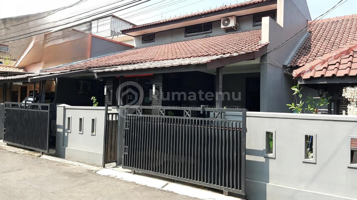 Dijual Cepat Rumah 5 BR Terawat Siap Huni Bumi Asri Bandung